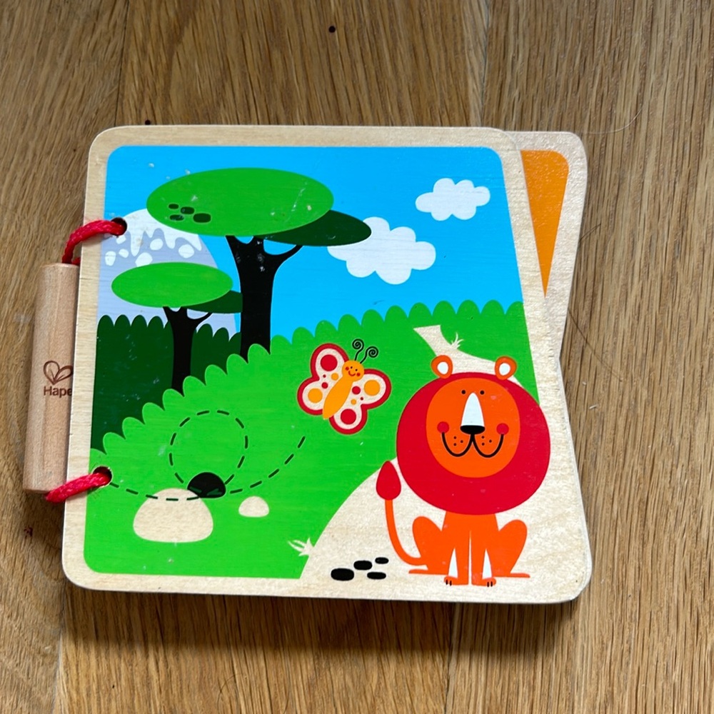 Hape Wooden Book, At The Zoo